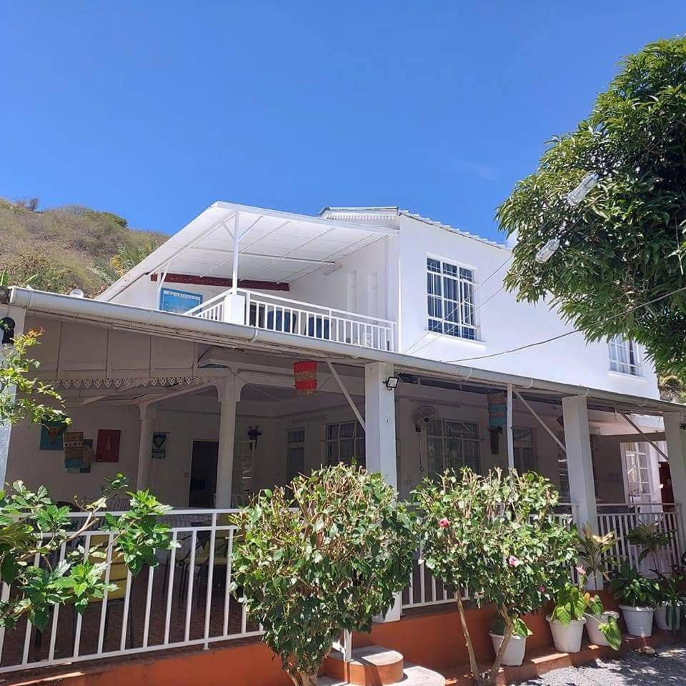 Ohana Guest House Port Mathurin Exterior photo